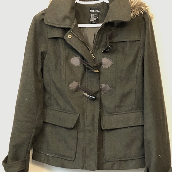 Forest Green Winter Jacket - Picture 1 of 2